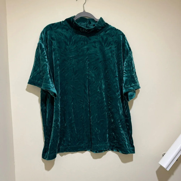 Women’s Plus Vintage Green Leaf Print Velvet Floral Hugh Neck Short Sleeve Top - Picture 3 of 11